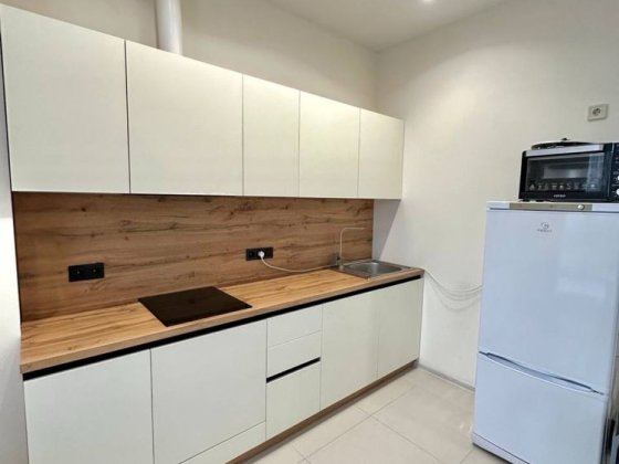 Сдам Посуточно 1 комнатную квартиру Дніпро