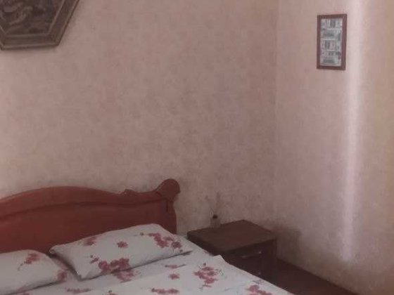 Вільна квартира! Подобово / погодинно у Вознесенівському районі