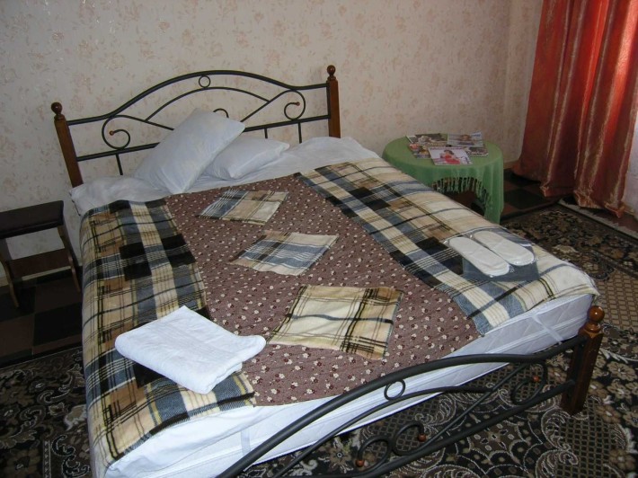 Здам подобово, погод. однокім. квартиру, Ж/М Ломівський (Фрунзенський) - фото 1