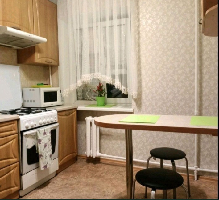 Сдам посуточно 1ком на Варненский - фото 1