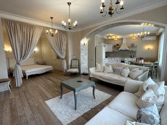 Сдам квартиру ЖК Белый парус  возле моря посуточно в Аркадии Одесса