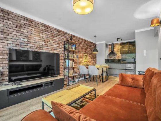 Затишна квартира в ЦЕНТРІ міста Львів подобово Львов