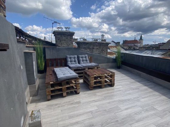 Пенхауз подобово на Свободи біля Оперного Львов