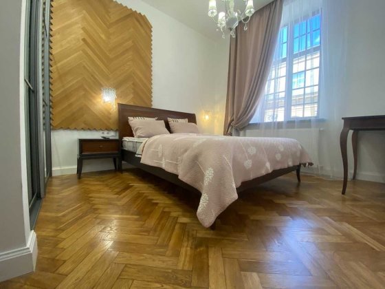 Вільна сьогодні Можливо на місяць Власник Звітні документи до жд 10 хв Львов