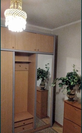 2к  окремі кімнати ,   в Києві ,поруч  метро Позняки 2 хв. - фото 1