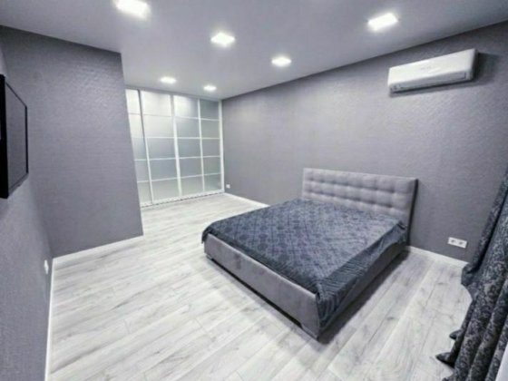 С балконом 1эт Холодная гора Госпиталь Вокзал Харьков