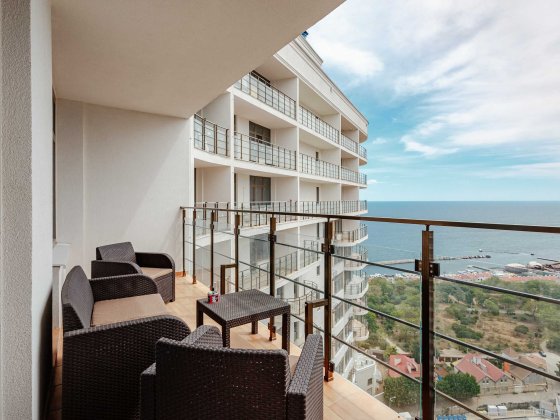 Сдам посуточно Вид на море и Террасой Аркадия/Каманина 44 Жемчужина Одесса