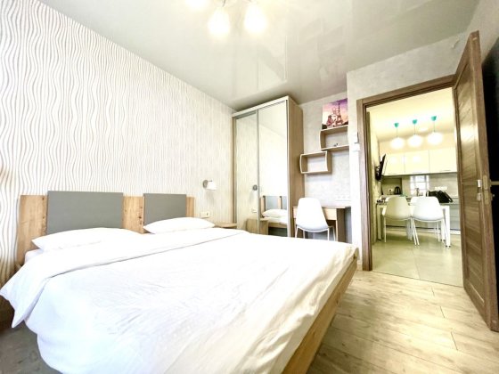 Lux квартира посуточно Харьков с балконом в центре! Харків