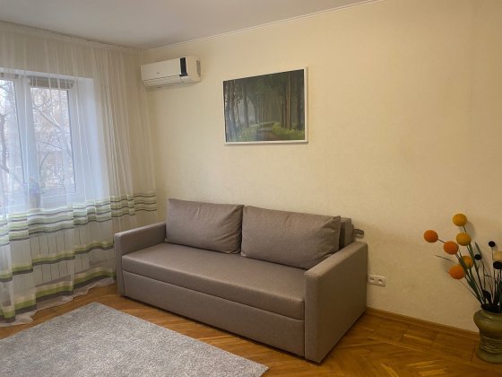 Сдам квартиру подобово ( 2+1), пр/т Шевченка 8/9 Одеса