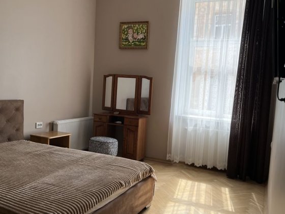 Оренда подобово Коротка залізничний вокзал Бендери героїв УПА Львов