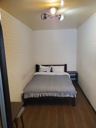 1 ком. квартира посуточно в центре ул. Нежинская дом 32 - фото 1