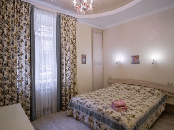 1 ком кв.- посуточно рядом с Дерибасовской Одесса