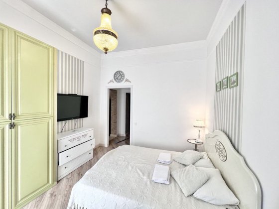 Сдам посуточно квартиру в Центре! Одесса