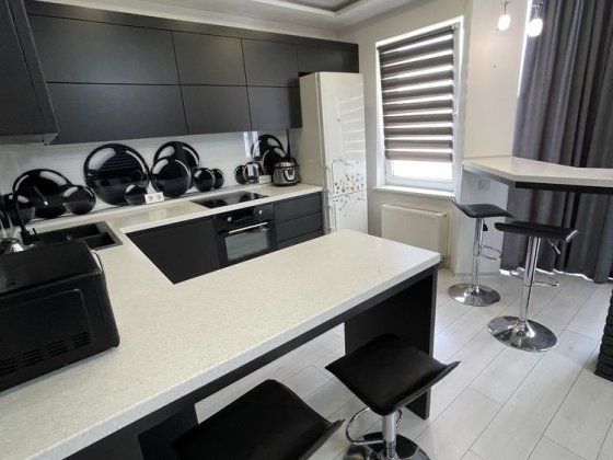 Аренда Посуточно классная квартира,Таирова,Небесной Сотни Одесса