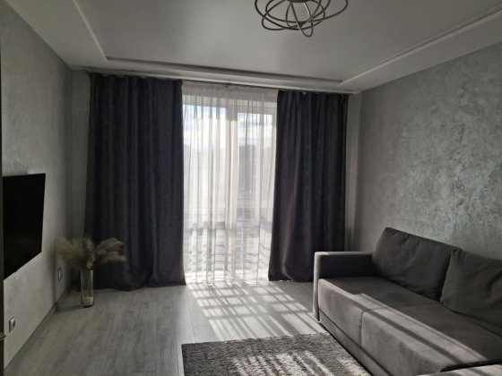 Подобова оренда  квартири в ЖК  Dream Town (привокзальний район) Рованці