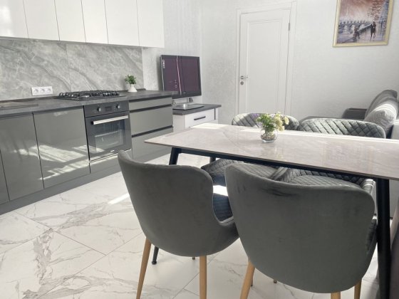 Аркадия, НОВАЯ ,свой двор, мангал 2000 Одесса