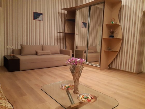 Сдам посуточно двухкомнатную квартиру центр море Жуковского 7/Канатная Одесса