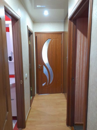 Продам квартиру в затишному районі міста з індивідуальним опаленням. - фото 1