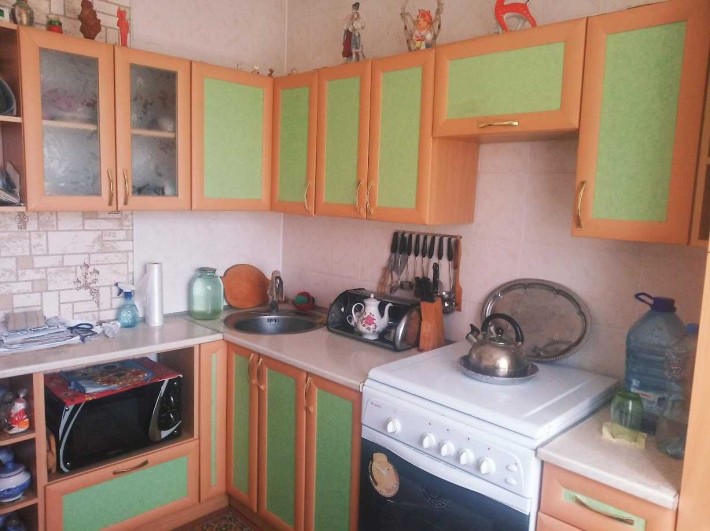 Продам 1-ком Левый Берег АОгаз 44м 5этаж мебель и техника - фото 1