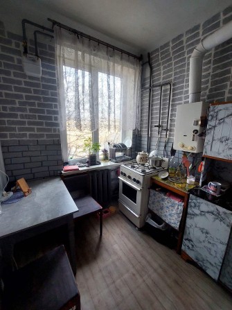 Продам 2 комн . Центр/Сыровца/раздельные комнаты - фото 1