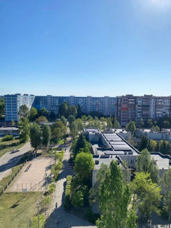 Продам 1-кім. квартиру на Лівому березі, готова до заселення - фото 1