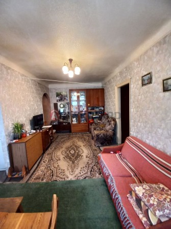 Продам 2 кімнатну квартиру цегляний будинок - фото 1