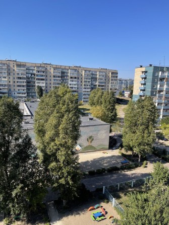 Продам 2-к.квартиру 11 мкр. Левый берег. Собственник - фото 1