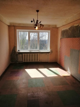 Продам 2х.ком. 4эт Каменское р-н Строителей (правый берег) - фото 1