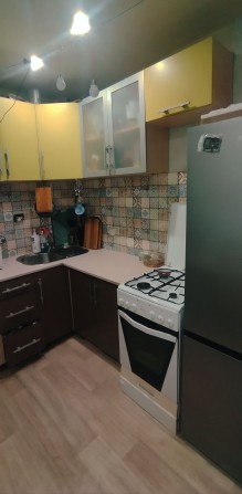 Продам 2х комнатную квартиру - фото 1