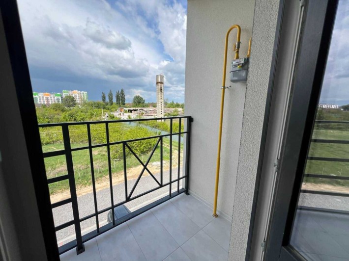 1-кімнатна квартира з ремонтом 37 кв.м - фото 1