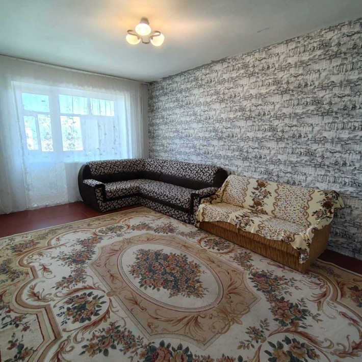 Продам  велику 3-кімн. квартиру м. Кам'янське, Лівий берег - фото 1