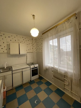 Продажа 3 ком. Левый берег 11 мкрн. - фото 1
