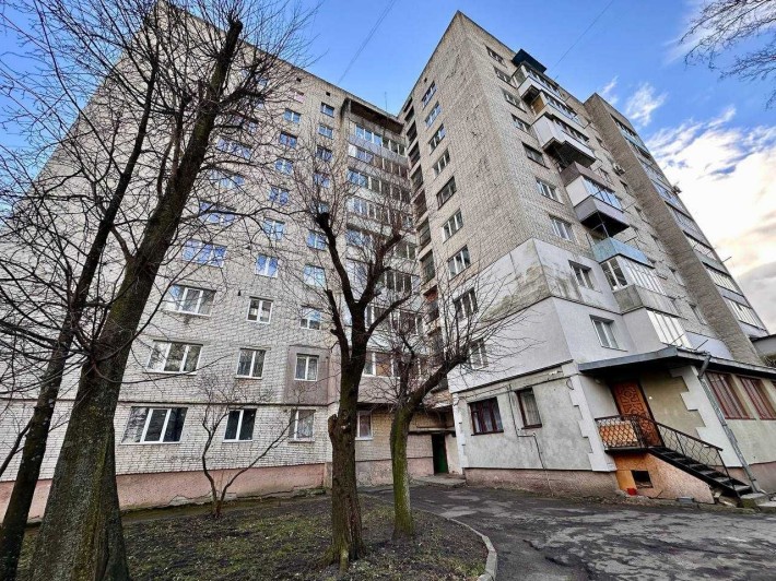 Продаж 4 кімнатної квартири - фото 1