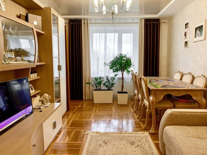 3 кімн. кв. продаж від власника - фото 1