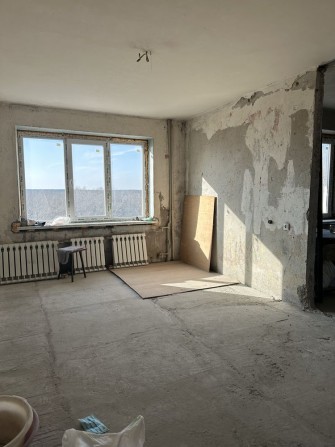 Продам 3 к кв Левый берег 2 мкр с Шикарным видом - фото 1