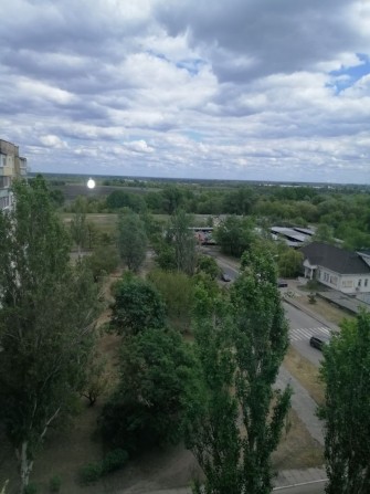Продам квартиру. Каменское. Левый берег. С видом на Лес. - фото 1