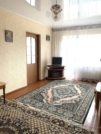 Продам 2-кімнатну квартиру в центрі Здолбунова $ - фото 1