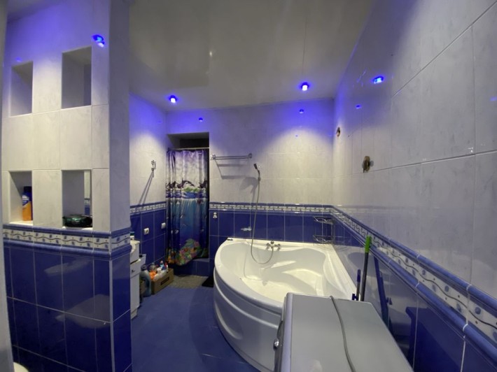 Продам 3-х комнатную квартиру - фото 1