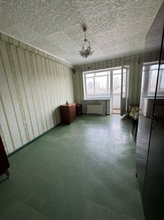 Продам светлую 2х комнатную квартиру - фото 1