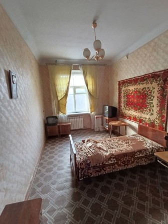 Крупногабаритная 2х комнатная квартира, пр. Аношкина - фото 1