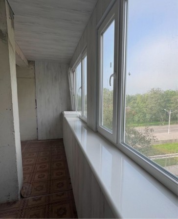 Продам 4-комнатную  квартиру р-н 9 школы - фото 1