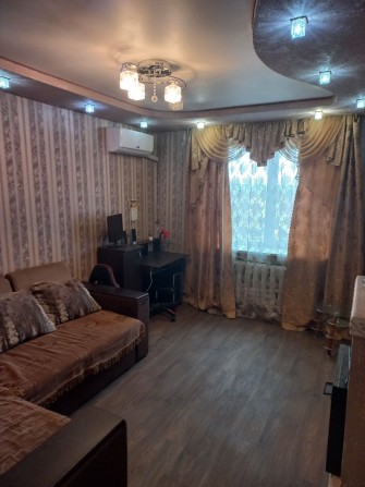 Продам двох кімнатну квартиру - фото 1