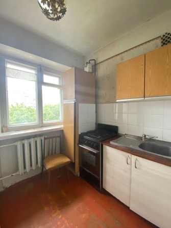Продам не дорого 3 комнатную квартиру на Парковой - фото 1