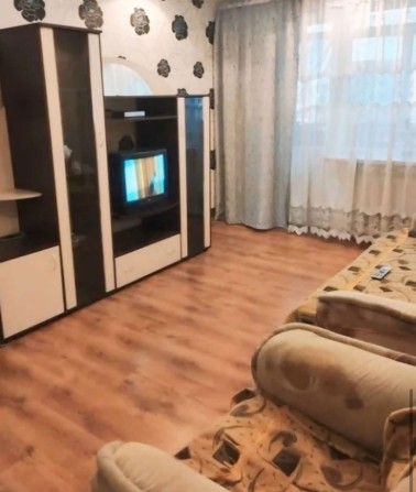 Продам 2-комнатную квартиру. Центр .газовая колонка. El. - фото 1