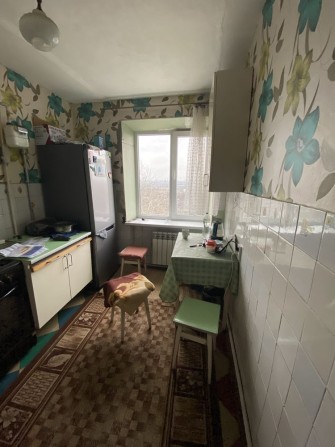Продам простору 3 кімнатну квартиру - фото 1