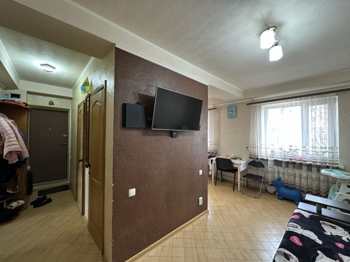 ПРОДАЖ 3-кімн., вул. Сергія Слісаренка (М) - фото 1