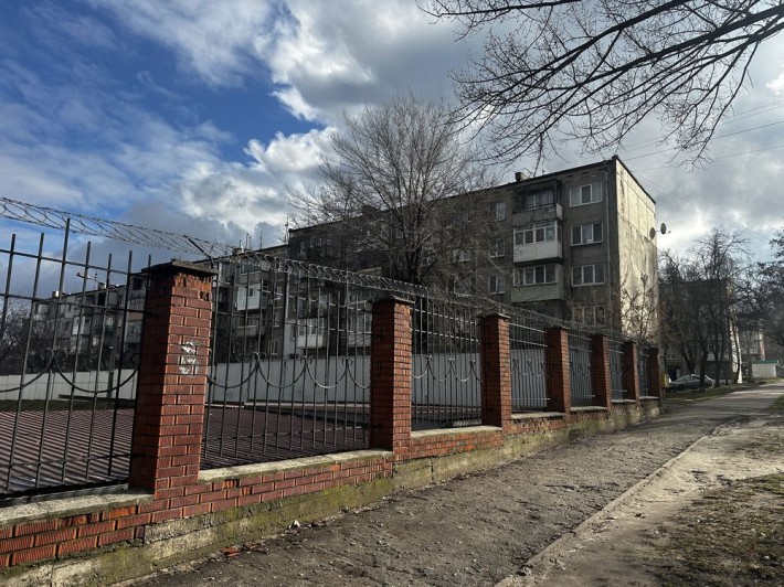 Продам 1к квартиру на вул Матросова (М Чиженка) рн КРЕДО - фото 1