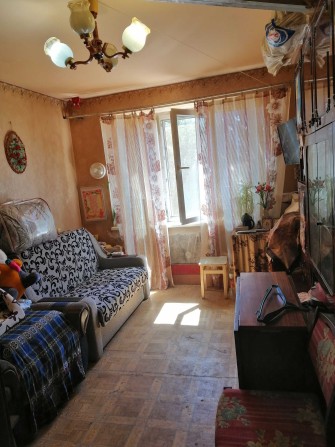 Продам 1 ком. Каменское ,левый берег ,5эт.9 мик. (общежитие ) - фото 1