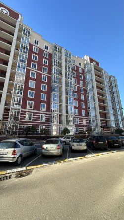 Продаю! 2к, жк Покровський, 65 м2 з видом на озеро! - фото 1