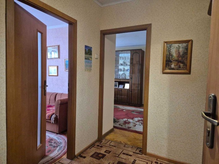Продам 3 к квартиру в центрі - фото 1